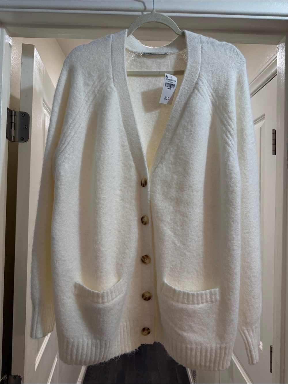 Abercrombie & Fitch Cream Button-Front Pocket Cardigan